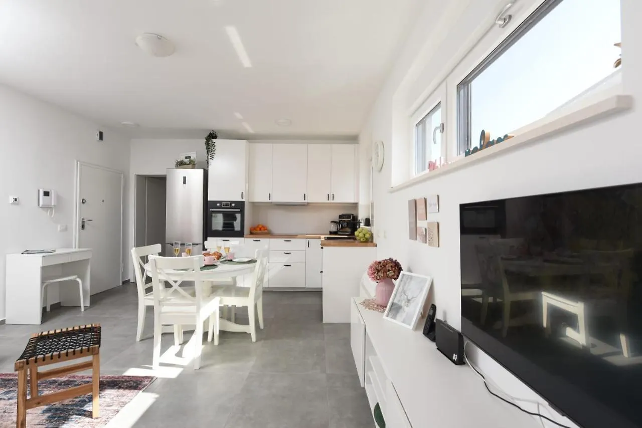 Novi Apartman Franka Apartment Zadar 0*,