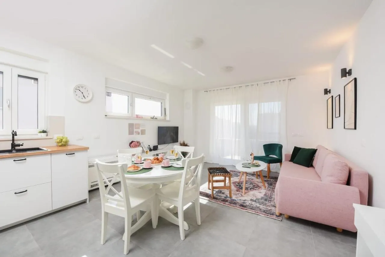Novi Apartman Franka Apartment Zadar 0*,  Croatia