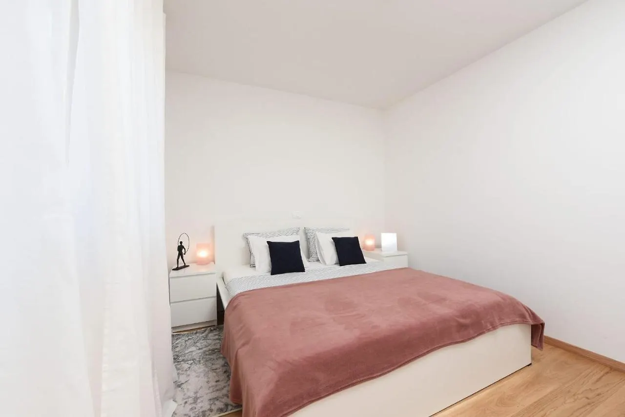 Novi Apartman Franka Apartment Zadar Croatia
