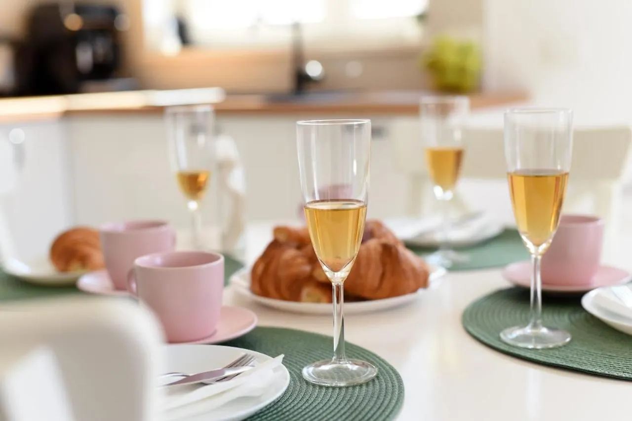 Novi Apartman Franka Apartment Zadar