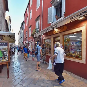 4 Corner The Center Of The Old Town Zadar
